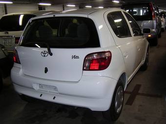 2000 Toyota Vitz Pictures