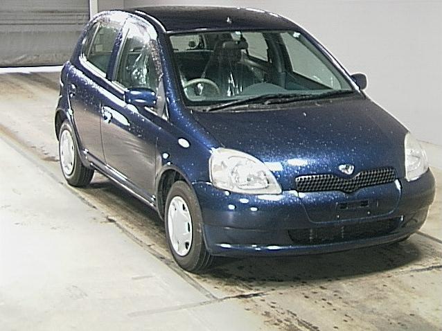 2000 Toyota Vitz Pictures