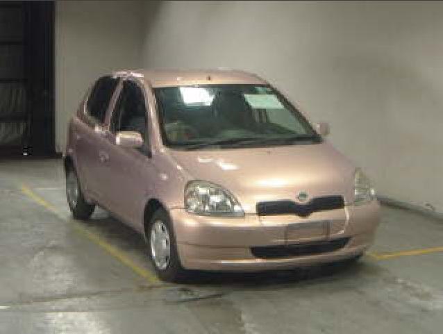 2000 Toyota Vitz Pics