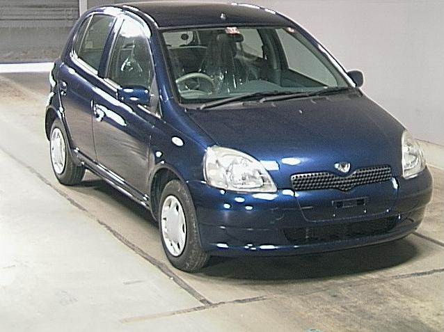 2000 Toyota Vitz Images