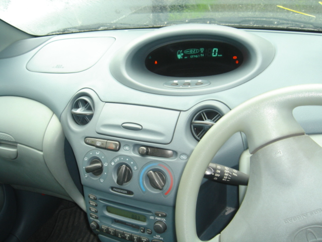 2000 Toyota Vitz For Sale