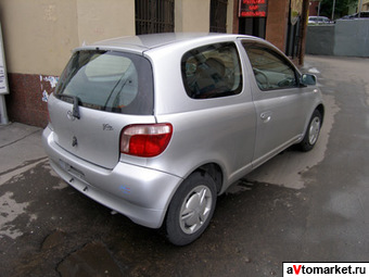 2000 Toyota Vitz Pictures