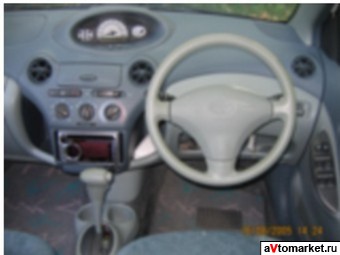 2000 Toyota Vitz Pictures