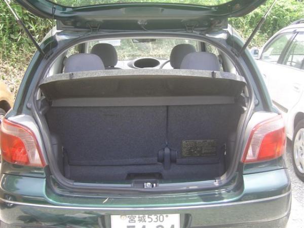 2000 Toyota Vitz Pictures