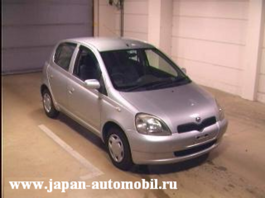 2000 Toyota Vitz Photos