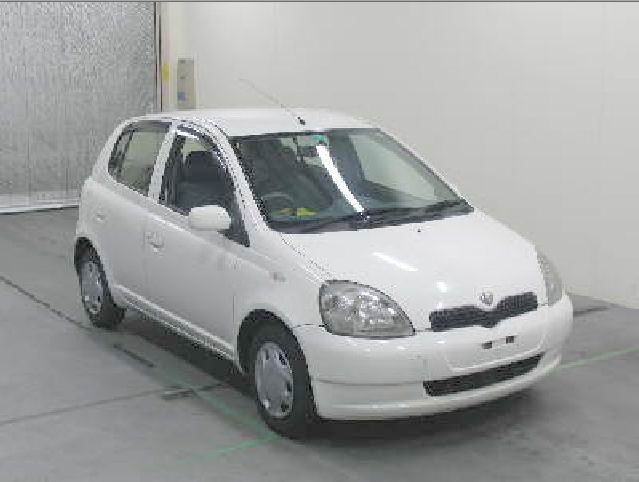 2000 Toyota Vitz Pictures