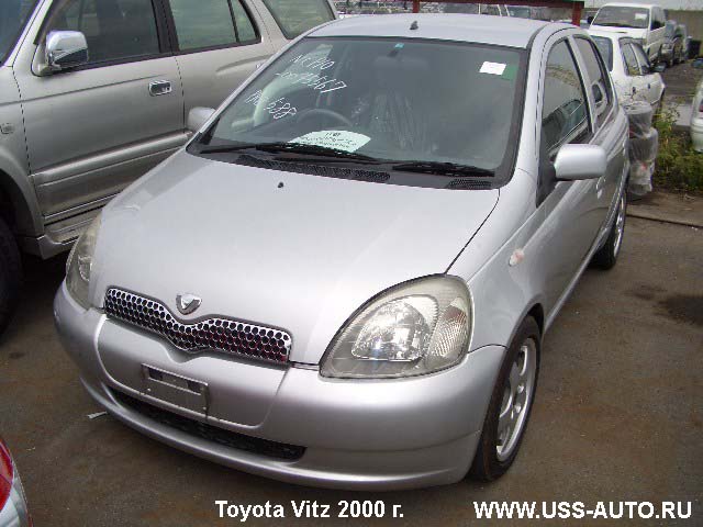 2000 Toyota Vitz Pictures