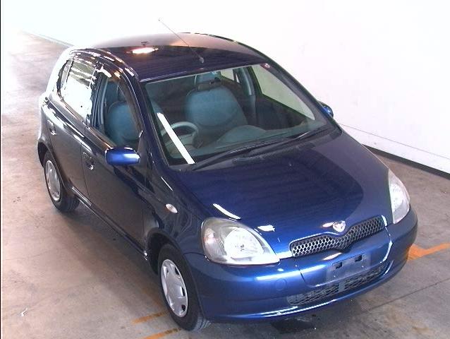 2000 Toyota Vitz Pictures