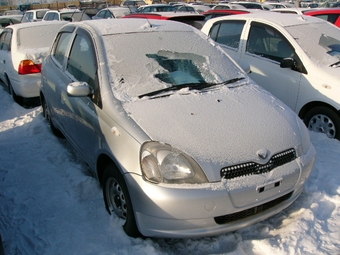 2000 Toyota Vitz