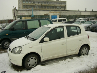 2000 Toyota Vitz