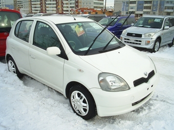 2000 Toyota Vitz