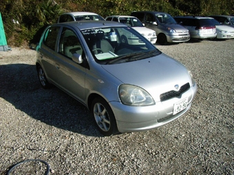 2000 Toyota Vitz