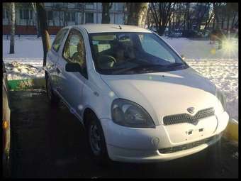 2000 Toyota Vitz Wallpapers