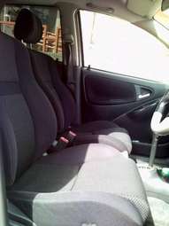 2000 Toyota Vitz Pictures