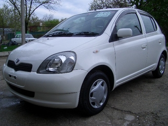 2001 Toyota Vitz