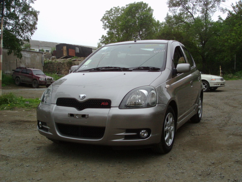 2001 Toyota Vitz