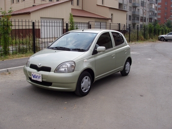 2001 Toyota Vitz