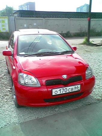 2001 Toyota Vitz