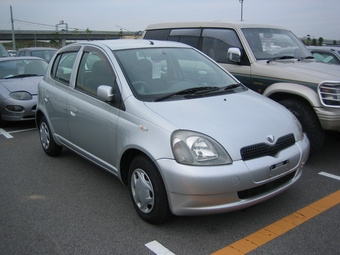 2001 Toyota Vitz