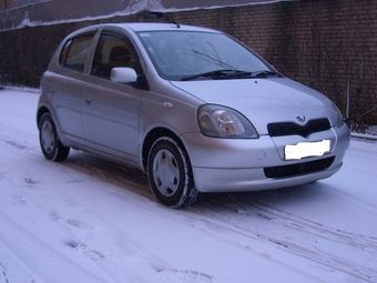 2001 Toyota Vitz