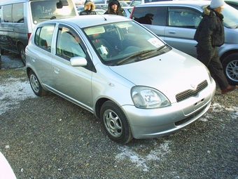 2001 Toyota Vitz