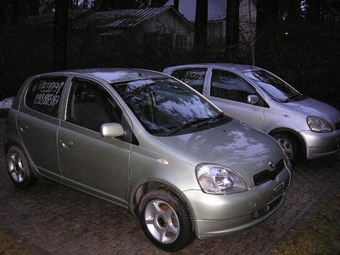 2001 Toyota Vitz