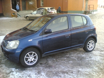 2001 Toyota Vitz