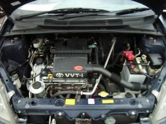 2001 Toyota Vitz