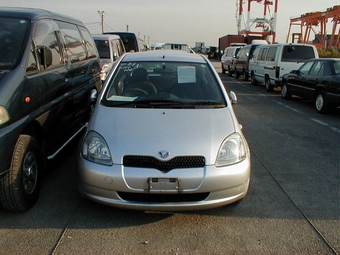 2001 Toyota Vitz