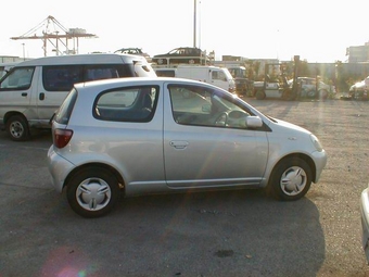 2001 Vitz