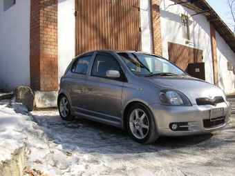 2001 Toyota Vitz