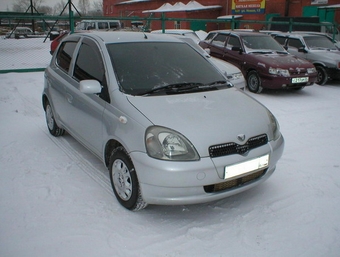 2001 Toyota Vitz