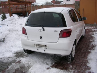 2001 Toyota Vitz