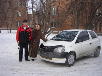 2001 Toyota Vitz