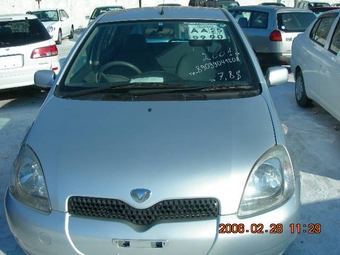 2001 Toyota Vitz