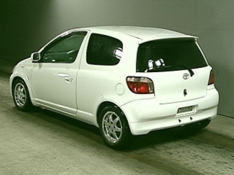 2001 Toyota Vitz