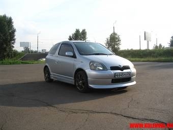 2001 Toyota Vitz