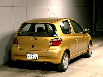 2001 Vitz