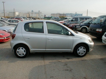 2001 Toyota Vitz