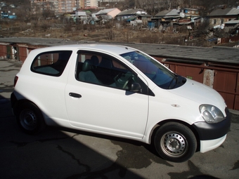 2001 Vitz