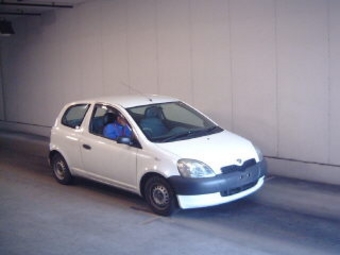 2001 Toyota Vitz