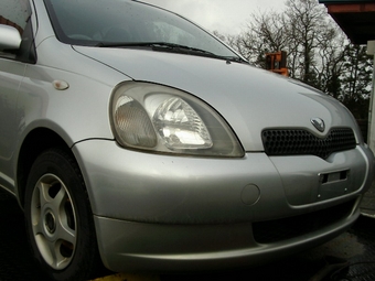 2001 Toyota Vitz