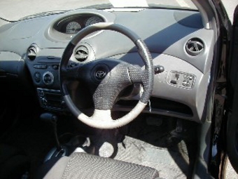 2001 Vitz