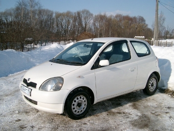 2001 Toyota Vitz