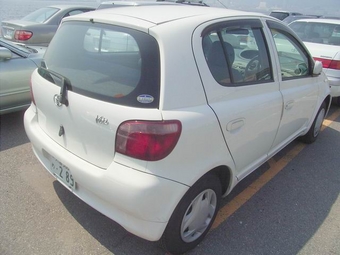 2001 Toyota Vitz