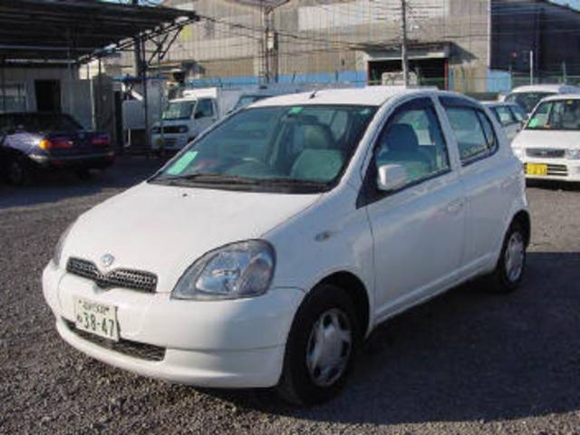 2001 Toyota Vitz