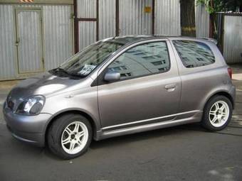 2001 Toyota Vitz