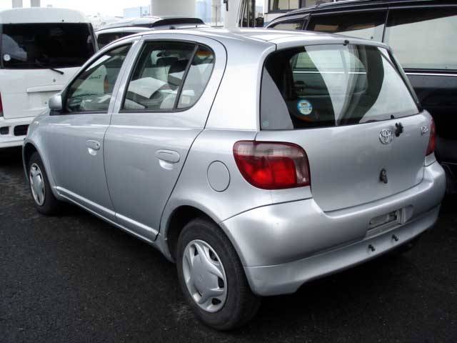 2001 Toyota Vitz
