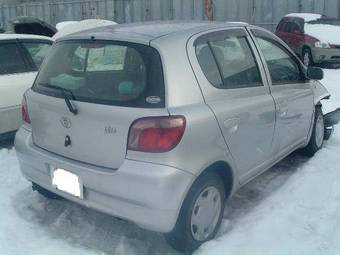 2001 Vitz