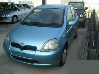 2001 Toyota Vitz